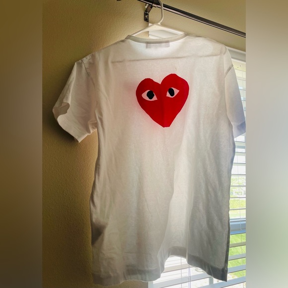 Comme des Garçons Play
Comme des Garçons Play Logo Heart T-Shirt - Picture 2 of 4